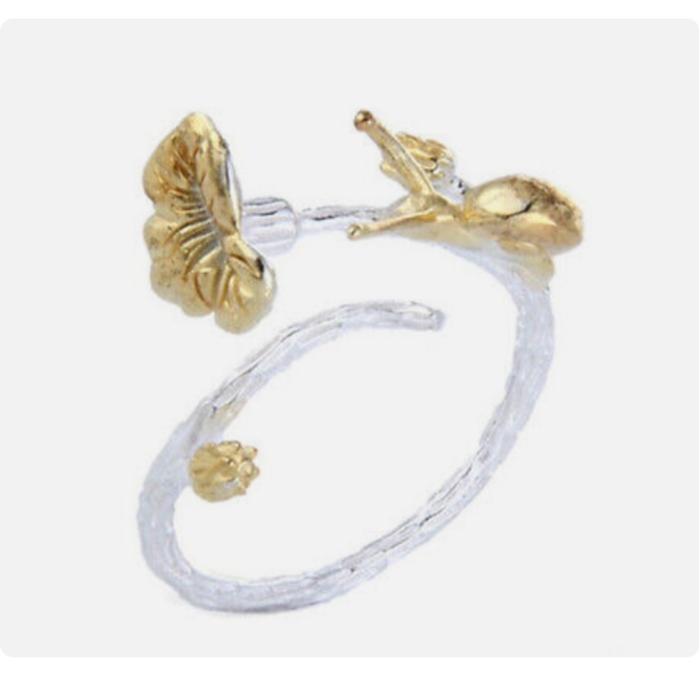 New adjustable size silver with gold trim snail ring